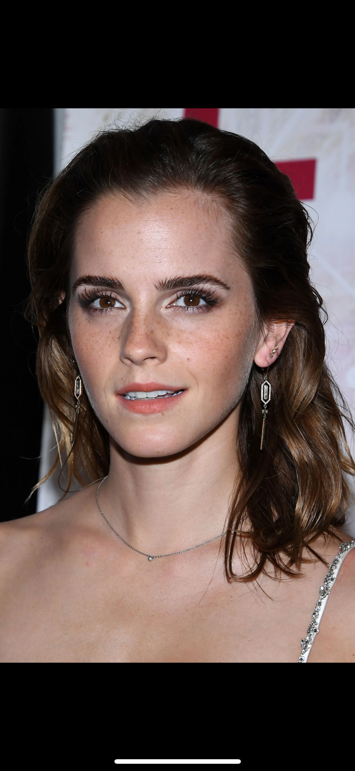 IJ4C5cyA Emma Watson is simply stunning 06.png